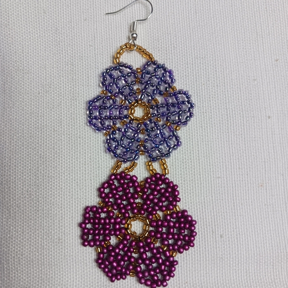Handcrafted Beaded Floral Earrings - Purple and Pink - Picture 2 of 3